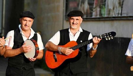 Iż-Żmien Tal-Milied Fil-Mitħna Tax-Xewkija