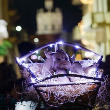 Qala With Christmas Carols